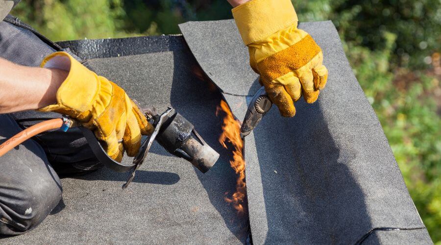 Expert Emergency Roof Repairs services in Melbourne, FL